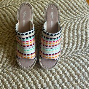 NWT Tom’s Monica Mule